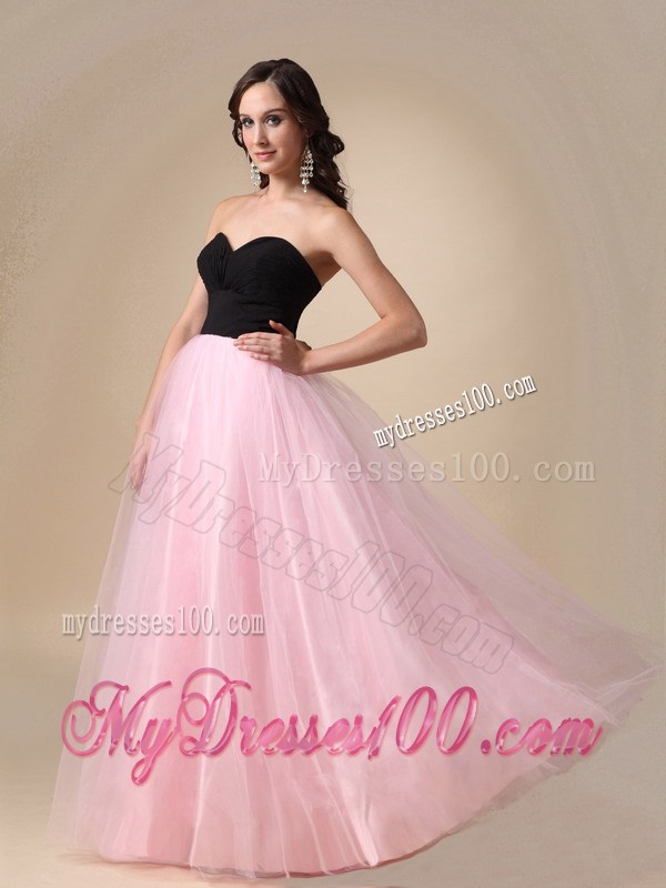 Sweetheart A-line Organza Floor-length Prom Dress in Black and Light Pink
