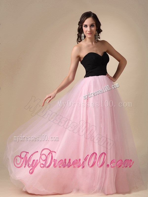 Sweetheart A-line Organza Floor-length Prom Dress in Black and Light Pink