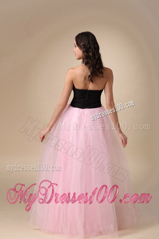 Sweetheart A-line Organza Floor-length Prom Dress in Black and Light Pink