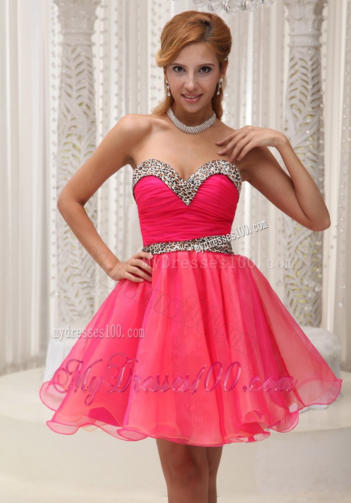 Sweetheart Ruched Bodice For Lovely Prom Dresses in Leopard Coral Red