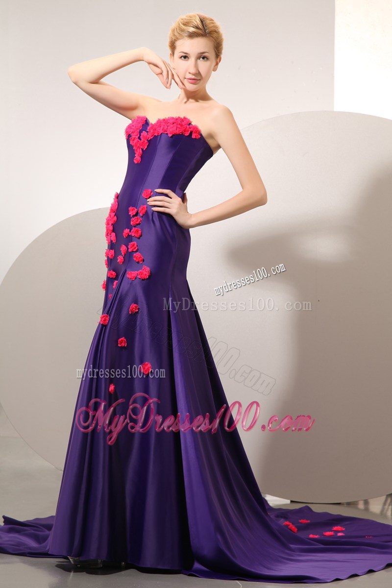 Hot Pink Hand-made Flowers Decorate On Eggplant Purple Chapel Prom Gown