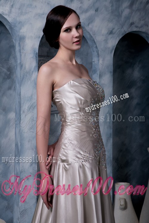 Beading and Pleated Brush Train Prom Dress of Silk Like Satin