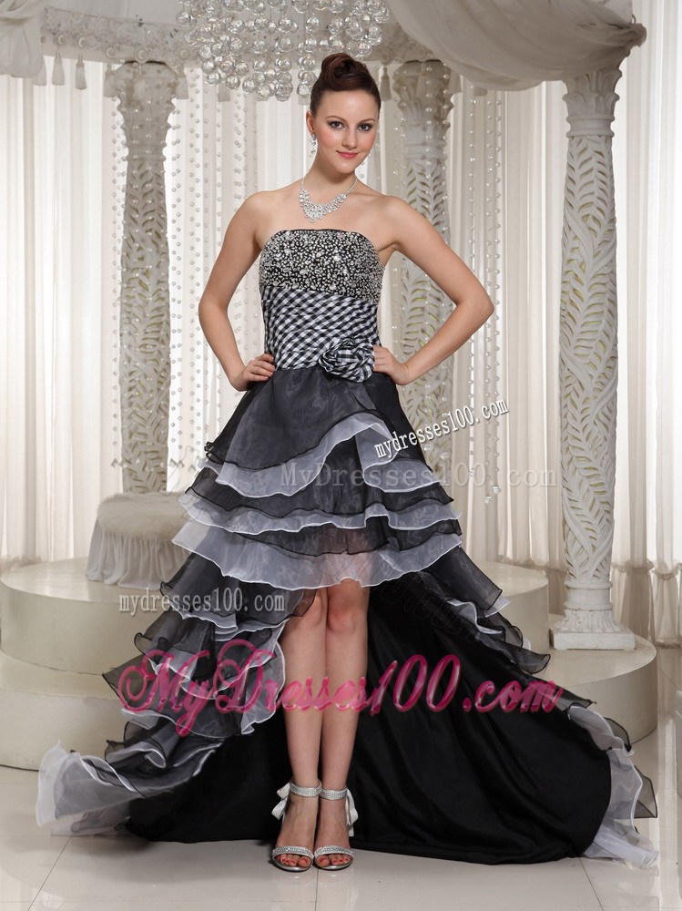 High-Low Hand Made Flowers Decorated Black Prom Gown with Ruffled Layers