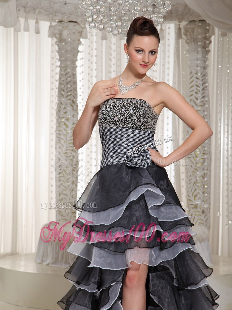 High-Low Hand Made Flowers Decorated Black Prom Gown with Ruffled Layers