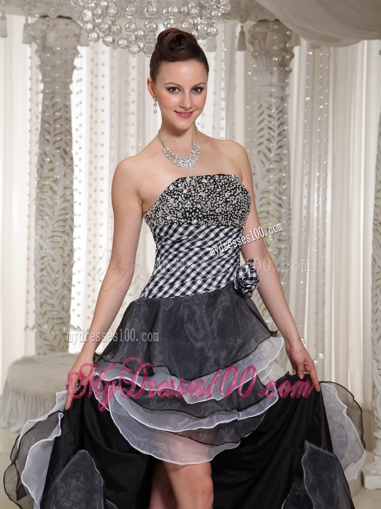 High-Low Hand Made Flowers Decorated Black Prom Gown with Ruffled Layers