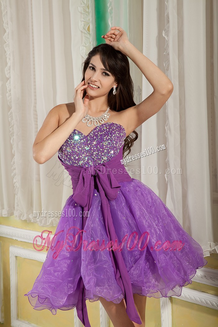 Beading and Sash Decorate On Mini-length Lavender Organza Prom Gown