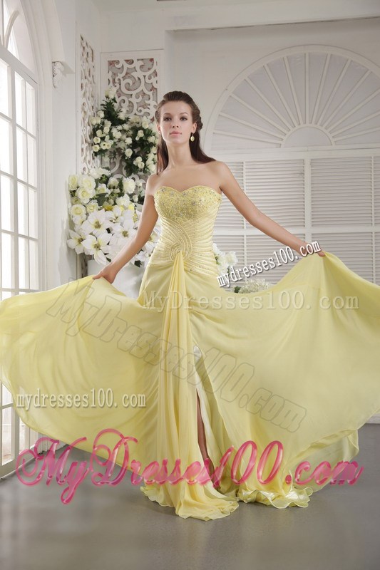 Beading and Ruches Decorate On Light Yellow Dress for Prom with Brush Train