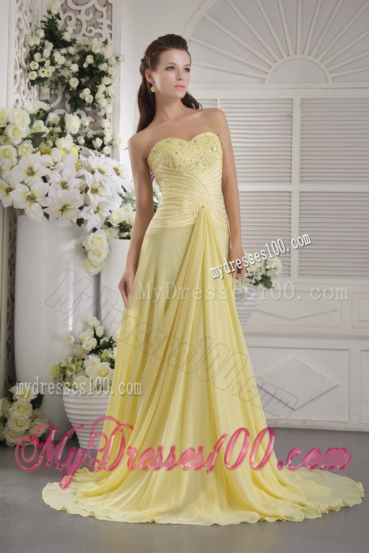 Beading and Ruches Decorate On Light Yellow Dress for Prom with Brush Train