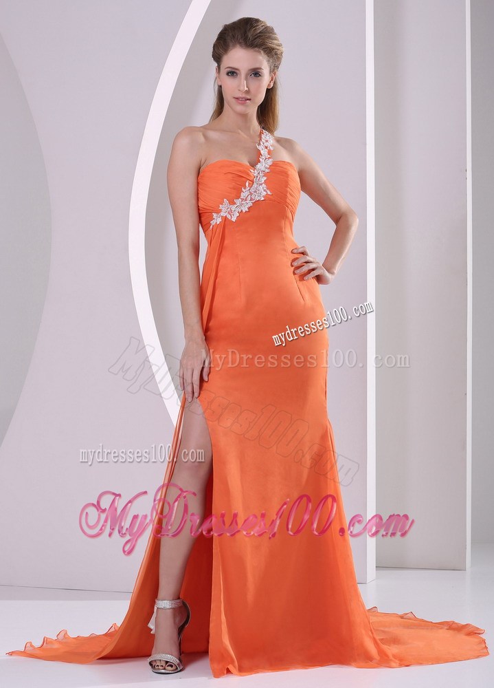 Asymmetrical Brush Train Orange Dresses for Prom with Appliques and Ruches