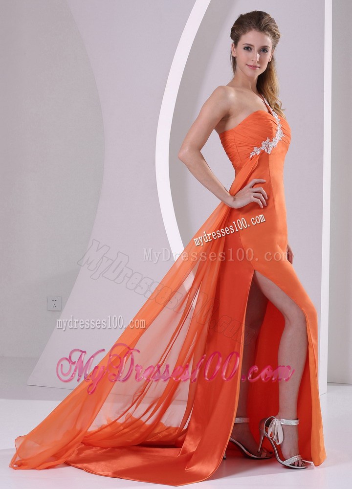 Asymmetrical Brush Train Orange Dresses for Prom with Appliques and Ruches