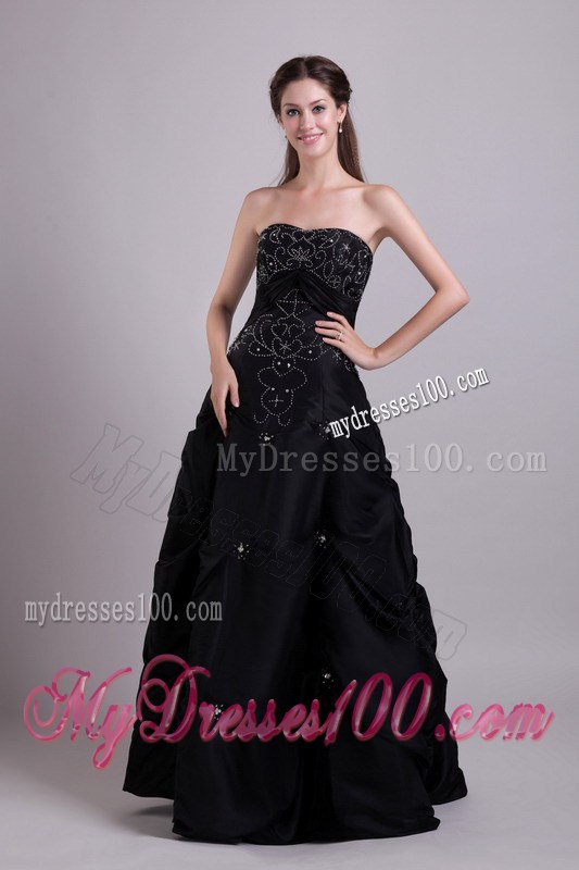 Embroidery and Pick-ups Decorate Strapless Long Black Prom Gown