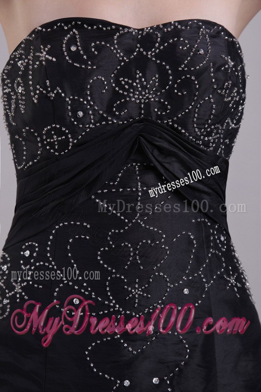 Embroidery and Pick-ups Decorate Strapless Long Black Prom Gown