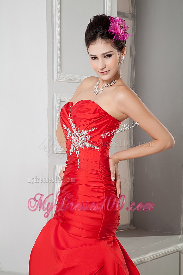 Pick-ups and Beading Decorate Red Long Prom Dress with Beading