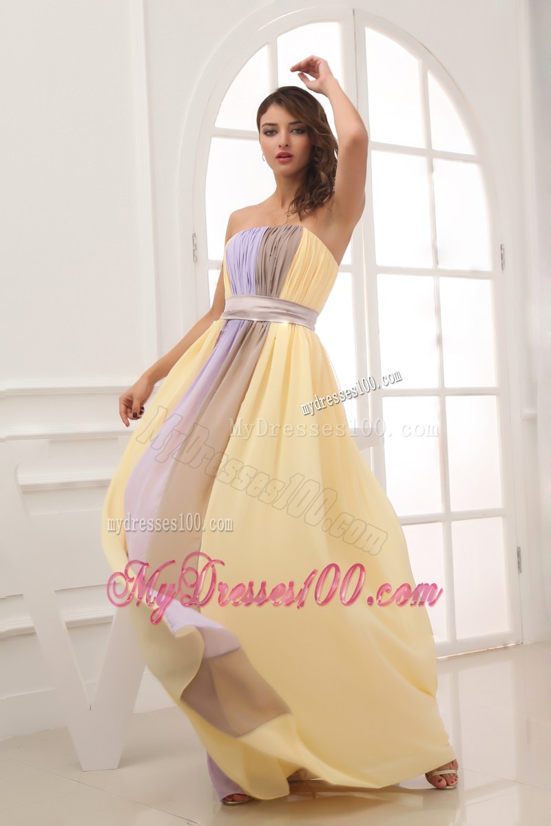 Multi-colored Strapless Chiffon Dresses for Prom of Floor-length