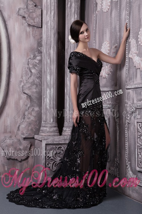 Asymmetrical Black Dresses for Prom with Appliques and Beading