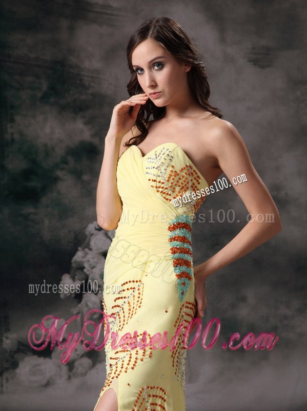 Sweetheart Ruched Sheath For Yellow Column Prom Gown Dress with High Slit