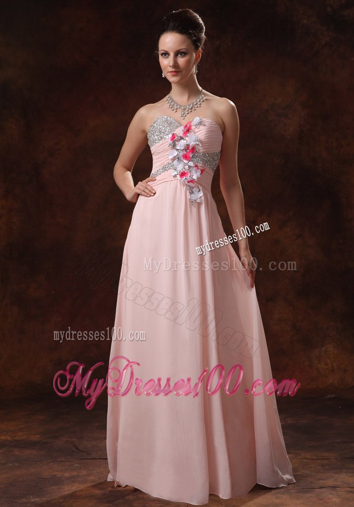 Flowers and Beading Decorate On Baby Pink Chiffon Prom Dress of Floor-length