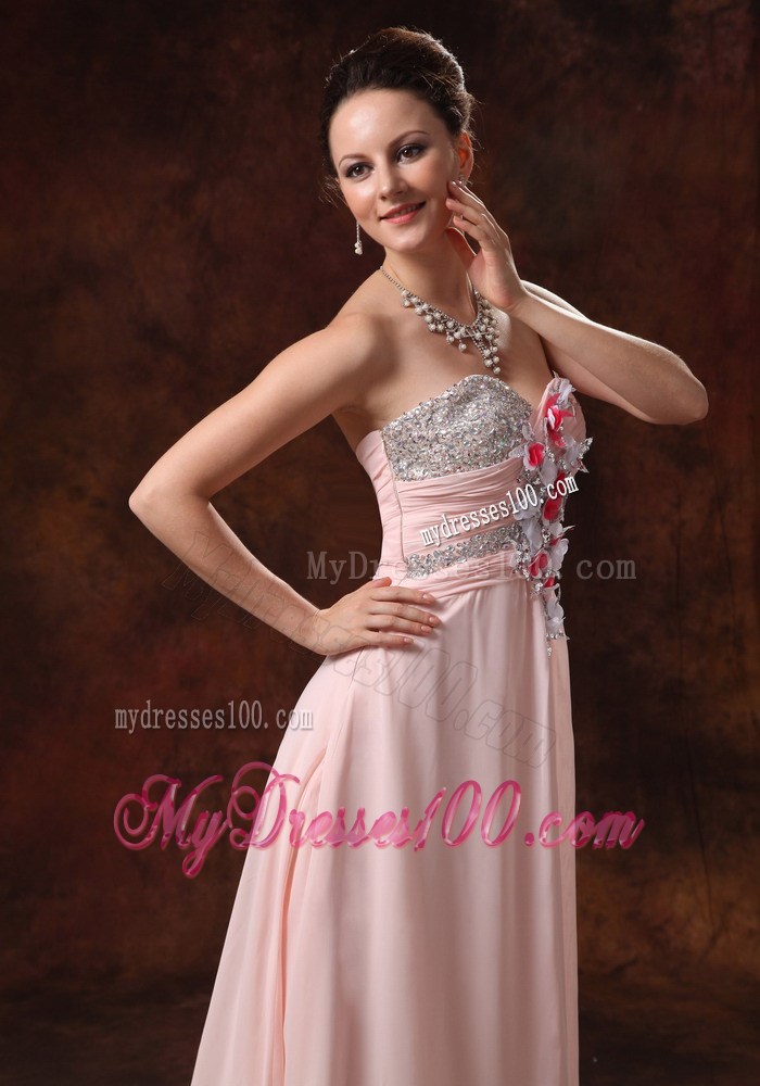 Flowers and Beading Decorate On Baby Pink Chiffon Prom Dress of Floor-length
