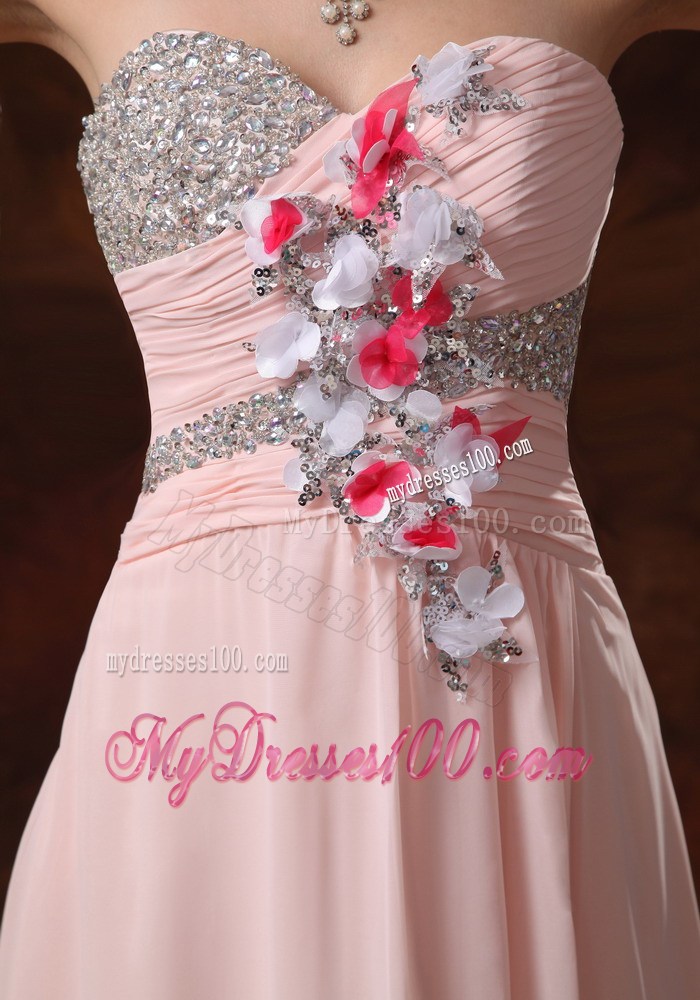 Flowers and Beading Decorate On Baby Pink Chiffon Prom Dress of Floor-length