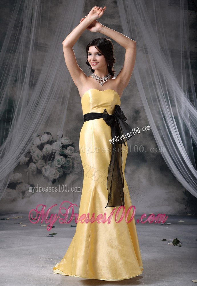 Mermaid Yellow Floor-length Prom Dress with Black Bowknot and Sash