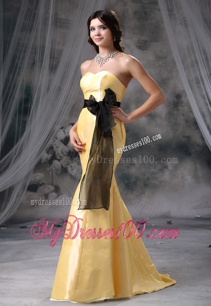 Mermaid Yellow Floor-length Prom Dress with Black Bowknot and Sash