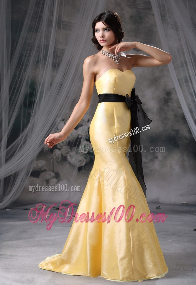 Mermaid Yellow Floor-length Prom Dress with Black Bowknot and Sash