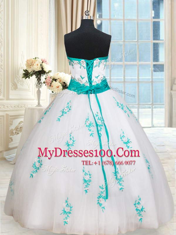 Flare White Sweetheart Neckline Beading and Appliques Sweet 16 Quinceanera Dress Sleeveless Lace Up