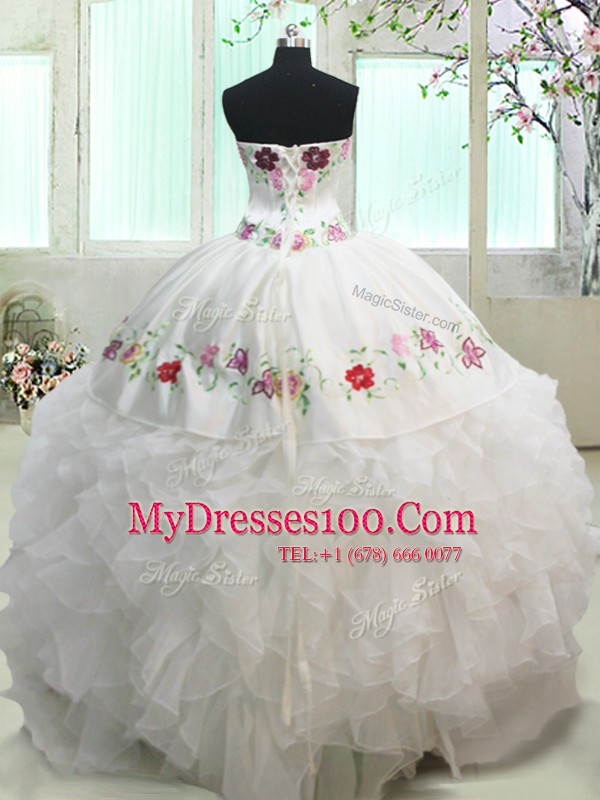 Sweetheart Sleeveless Quinceanera Gowns Floor Length Embroidery and Ruffles White Organza and Taffeta