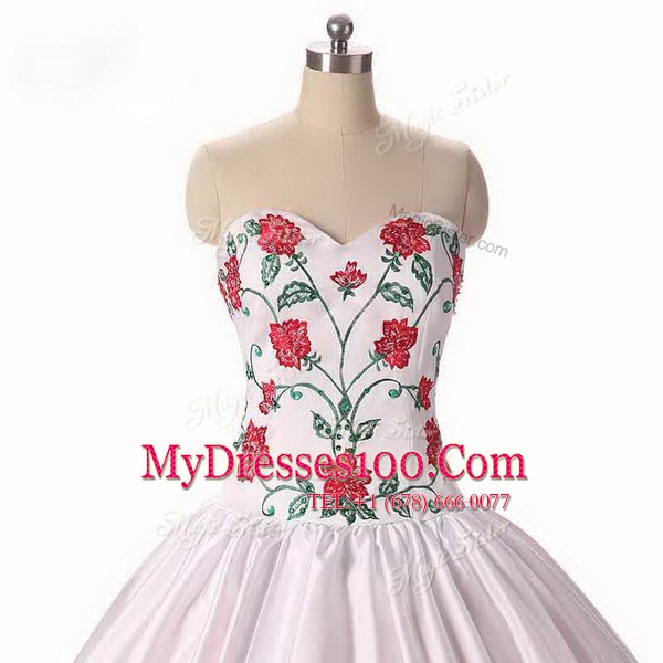 Ruffled Ball Gowns Sweet 16 Dress White and Red Sweetheart Organza Sleeveless Floor Length Lace Up