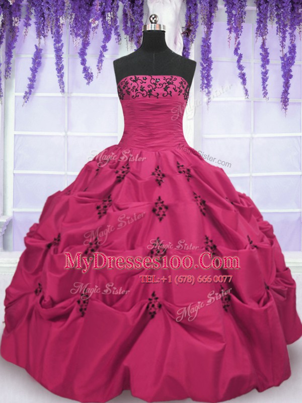 Fancy Sleeveless Embroidery and Pick Ups Lace Up Quince Ball Gowns