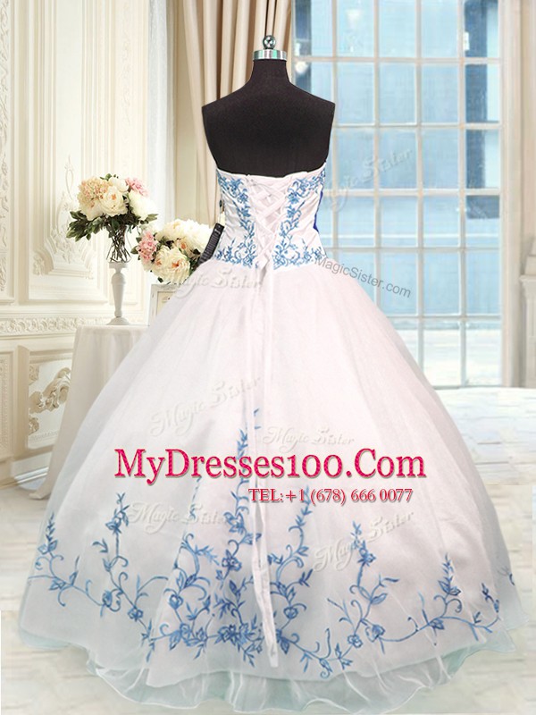 Ball Gowns Ball Gown Prom Dress White Sweetheart Organza Sleeveless Floor Length Lace Up
