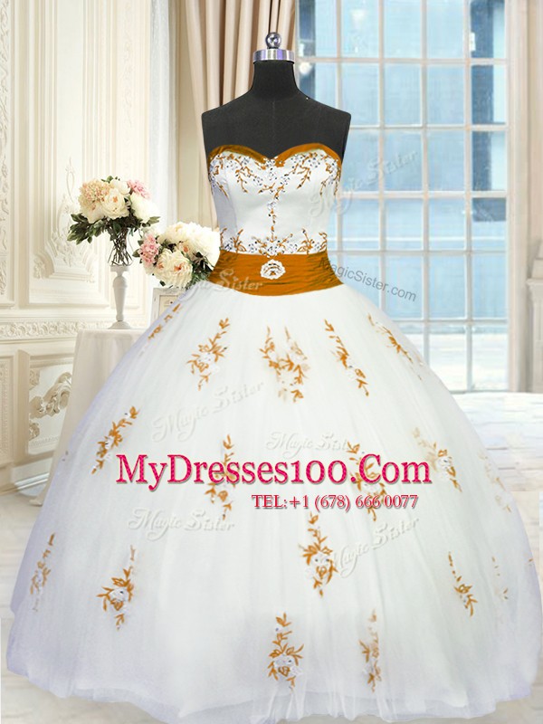 Tulle Sleeveless Floor Length Ball Gown Prom Dress and Appliques and Belt