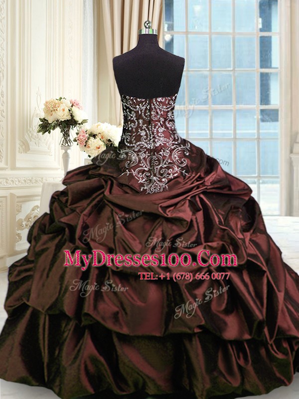 Custom Designed Burgundy Taffeta Zipper Sweetheart Sleeveless Floor Length 15 Quinceanera Dress Beading and Embroidery and Pick Ups
