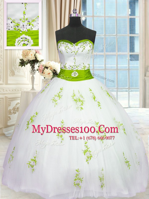 Fitting Floor Length White Ball Gown Prom Dress Sweetheart Sleeveless Lace Up