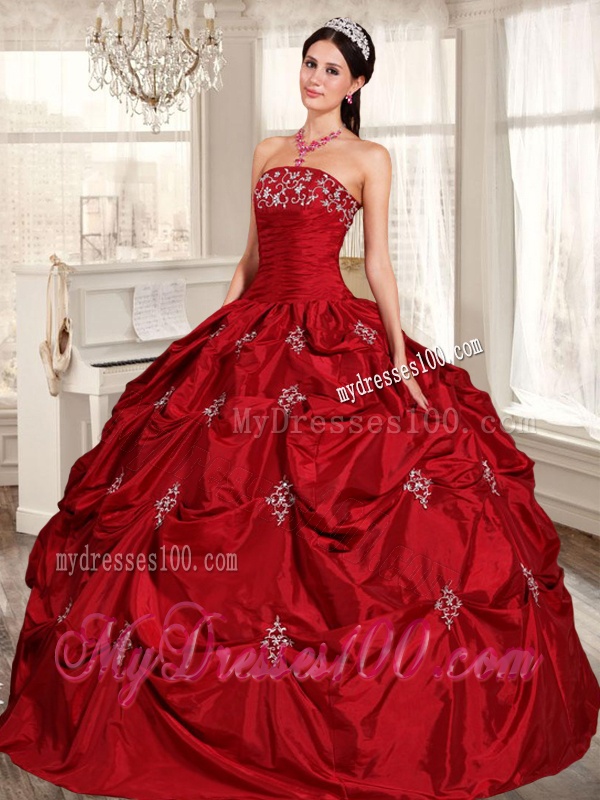Lovely Taffeta Applique and Beaded Red Quinceanera Dress and Asymmetrical White Dama Dresses
