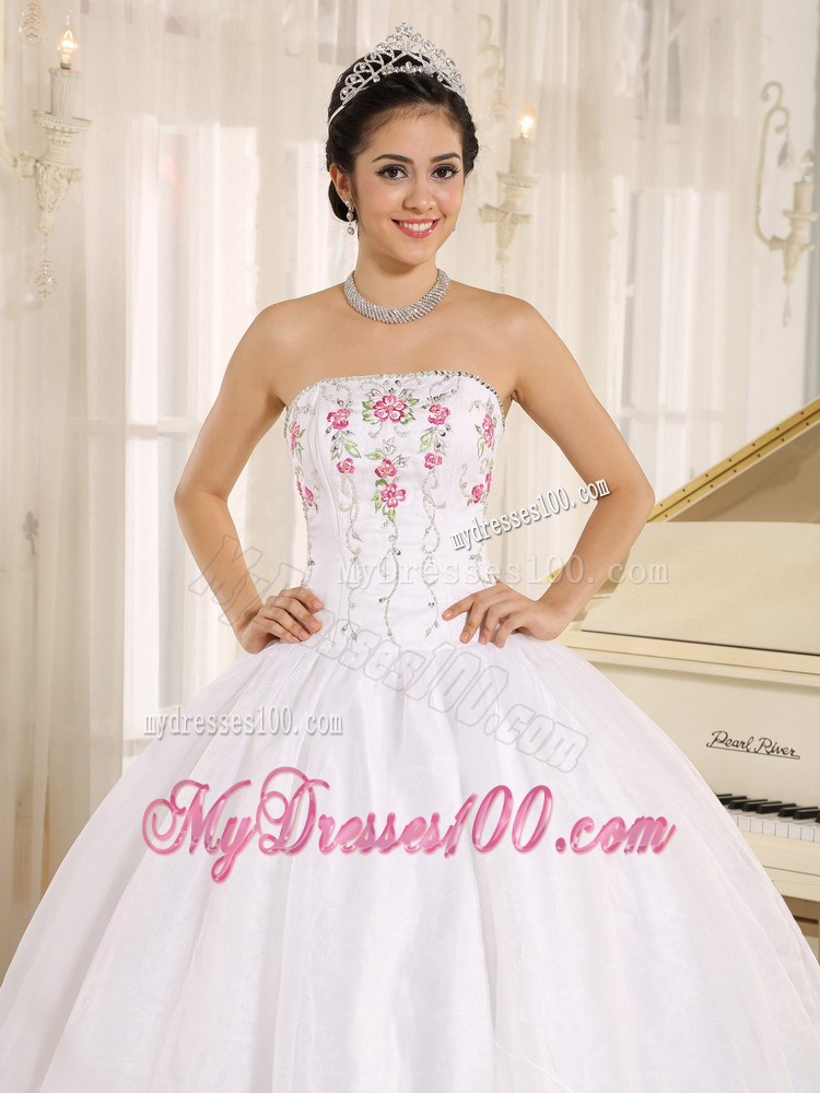 Simple Style White Puffy Sweet 16 Dresses with Hot Pink Floral Appliques