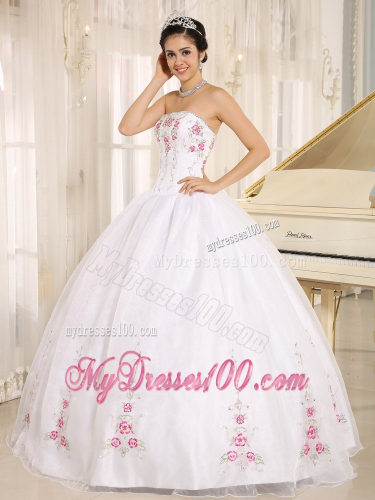 Simple Style White Puffy Sweet 16 Dresses with Hot Pink Floral Appliques