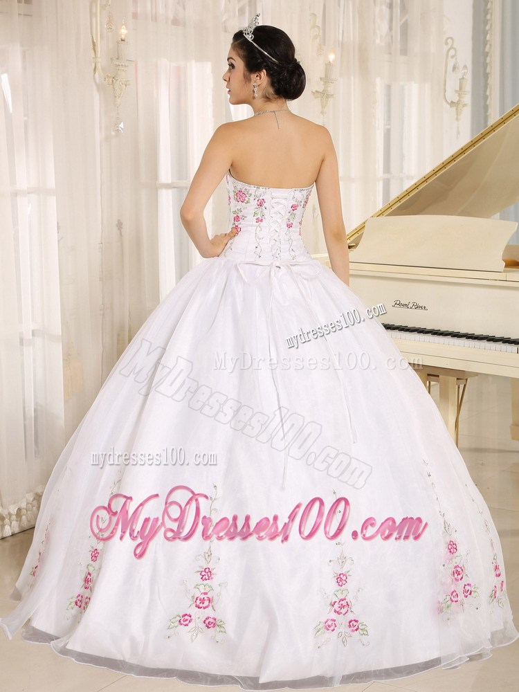 Simple Style White Puffy Sweet 16 Dresses with Hot Pink Floral Appliques