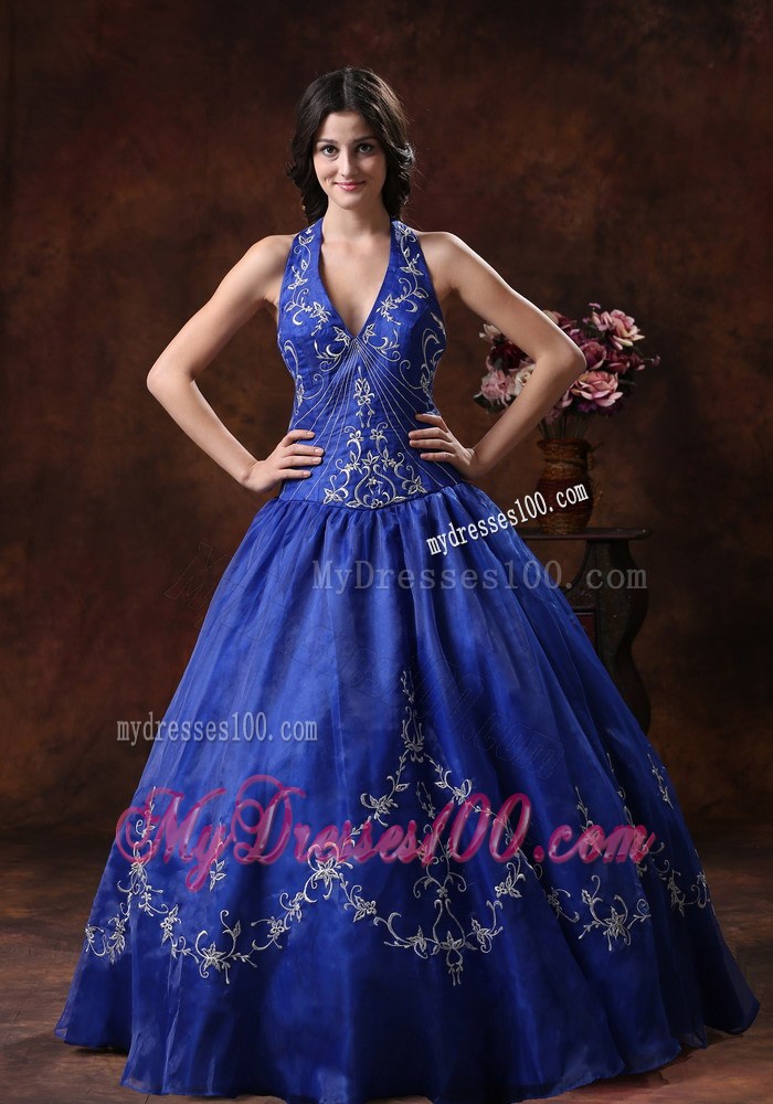 Halter Top Ruching Quinceanera Dress with White Appliques For Beauty