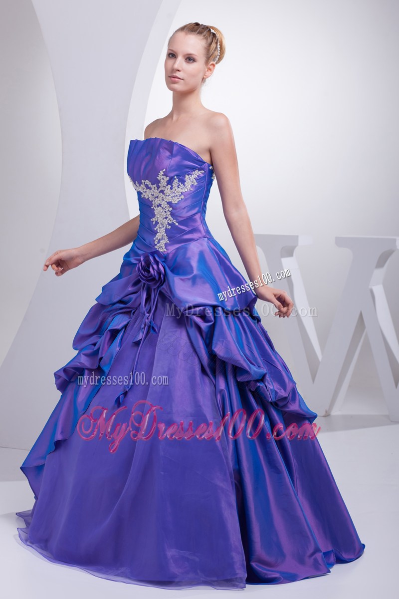 Ruffled Neckline Sweet sixteen dresses with Appliques and Hand Made Flowers