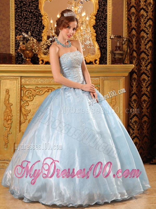 Diamond Decorated Sweet 15 Dresses with Puffy Skirt and Ruffled Hemline