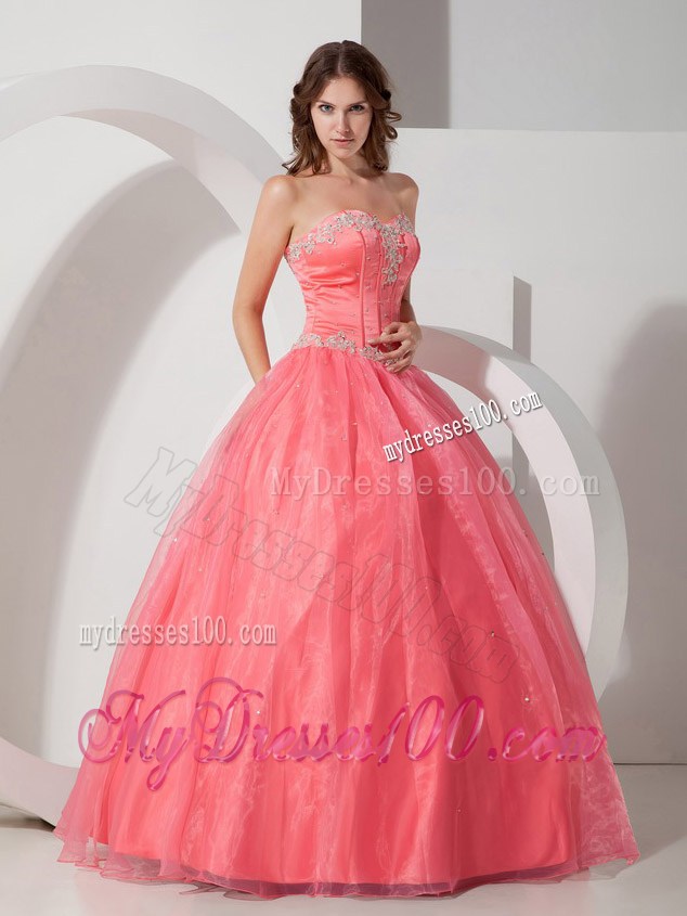 Sweet Organza Puffy Sweet sixteen dresses with Beaded White Appliques