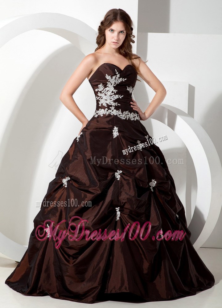 Brown Sweetheart Pick-ups Sweet 15 Dresses with White Appliques