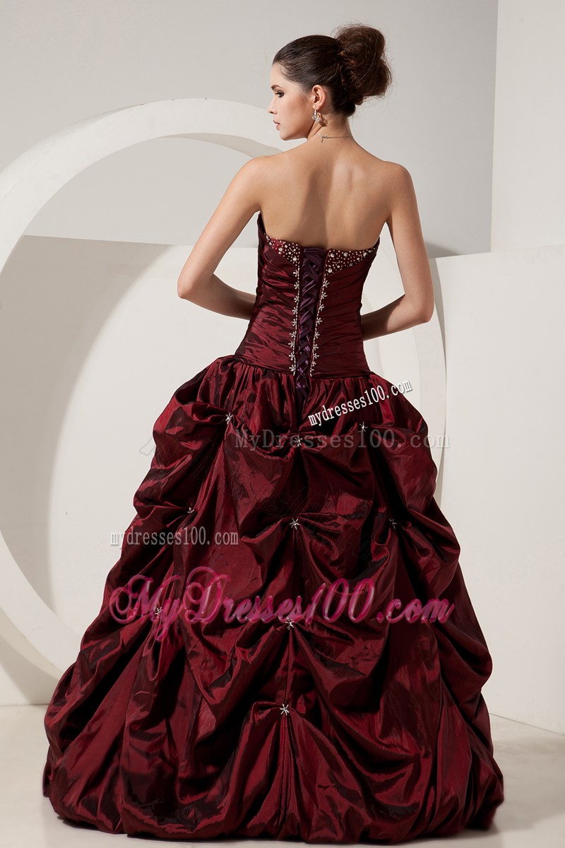 Sweetheart Beading Ruching and Pick-ups Quinceanera Party Dress in Wine Red