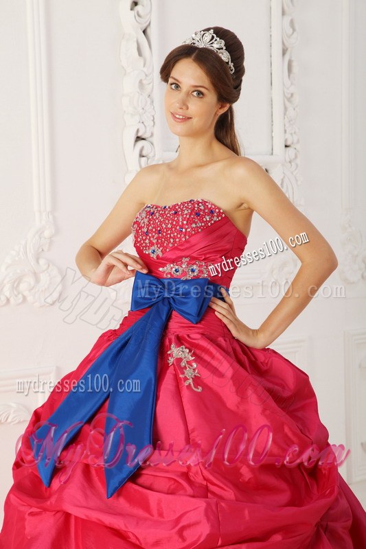 Beaded Ruching Pick-ups and Appliques Sweet 16 Dresses with Blue Bowknot