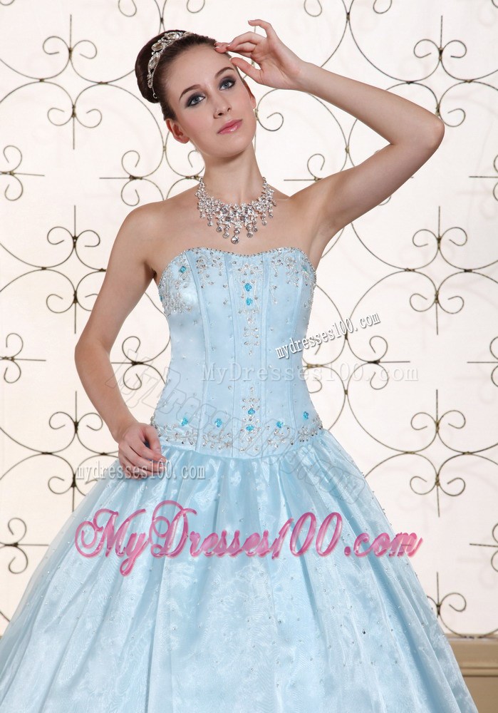 Light Blue Organza Quinceanera Party Dress with Appliqued and Beaded Bodice