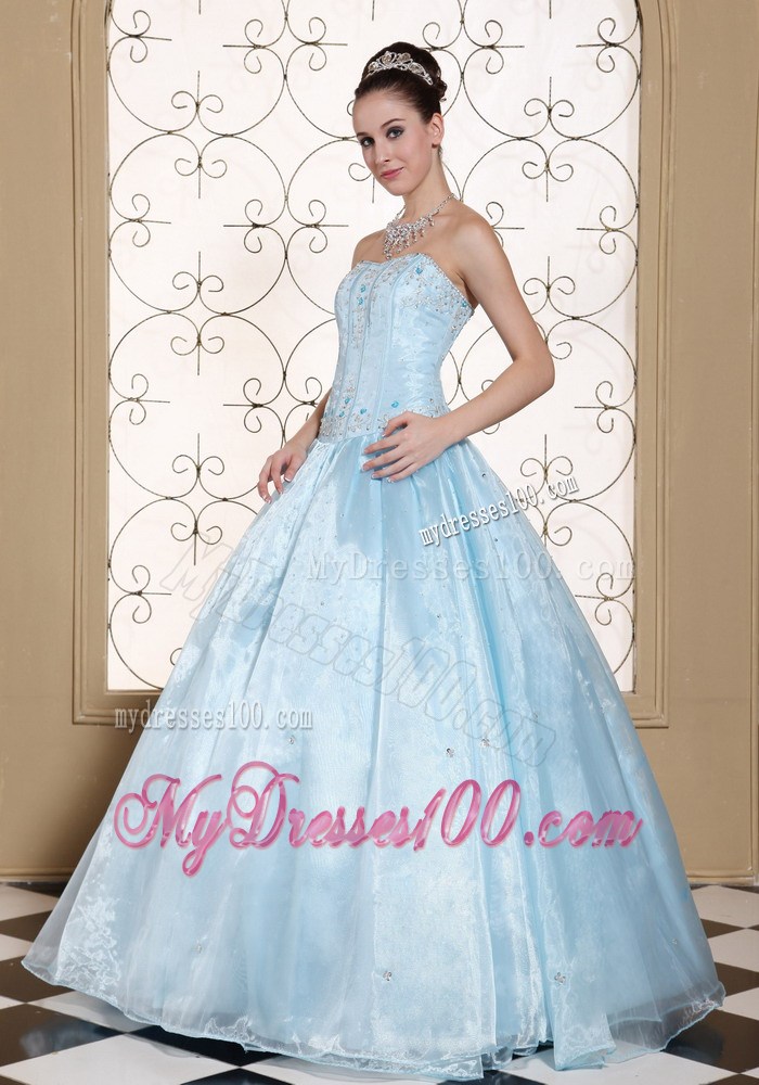 Light Blue Organza Quinceanera Party Dress with Appliqued and Beaded Bodice