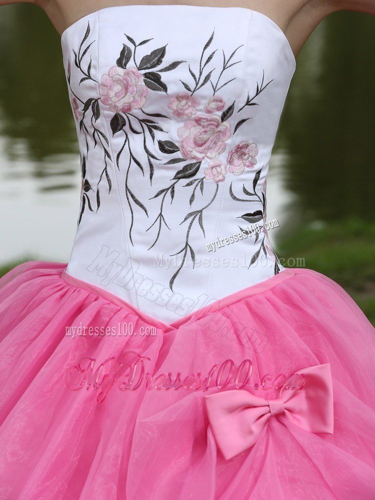 Floral Embroidery Bowknot Ball Gown Sweet 15 Dress White and Pink