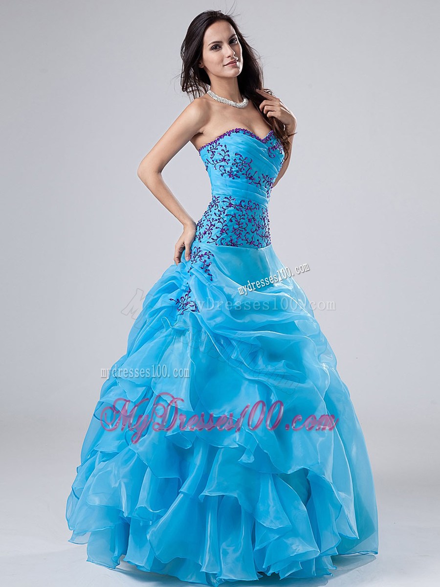 Ruche Ruffles and Pick-ups Sweet 15 Dresses with Beaded Purple Appliques