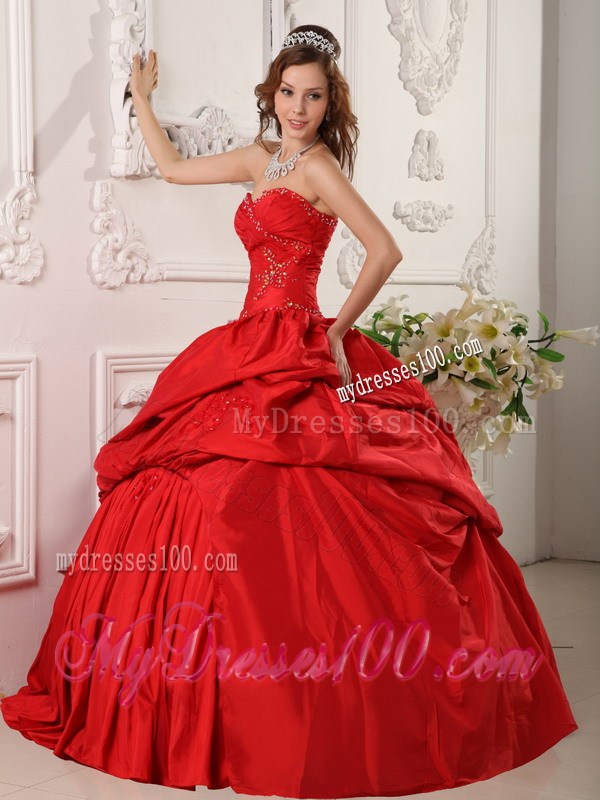 Exclusive Sweetheart Puffy Sweet sixteen dresses with Pick-ups and Jewelries
